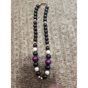 vintage necklace With Black And Purple Beads